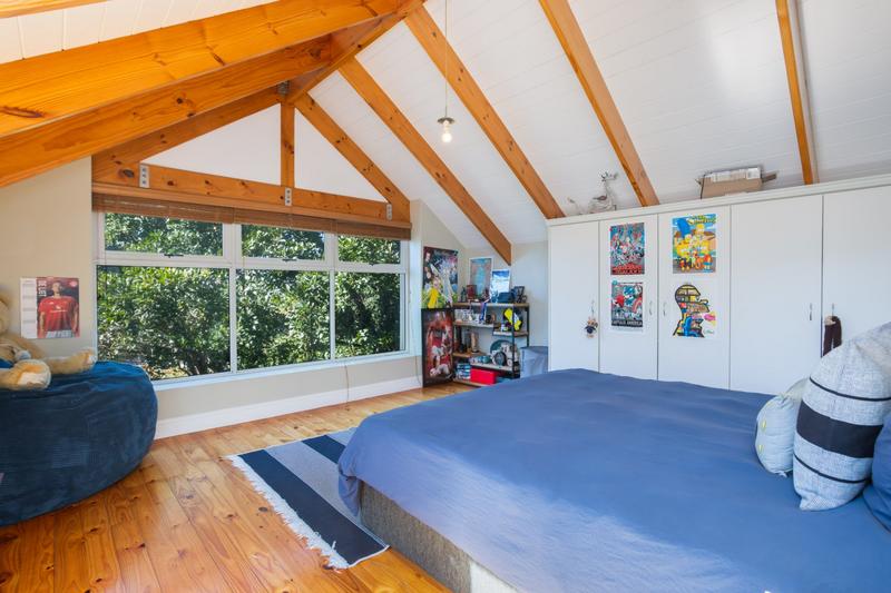 6 Bedroom Property for Sale in Lake Michelle Western Cape